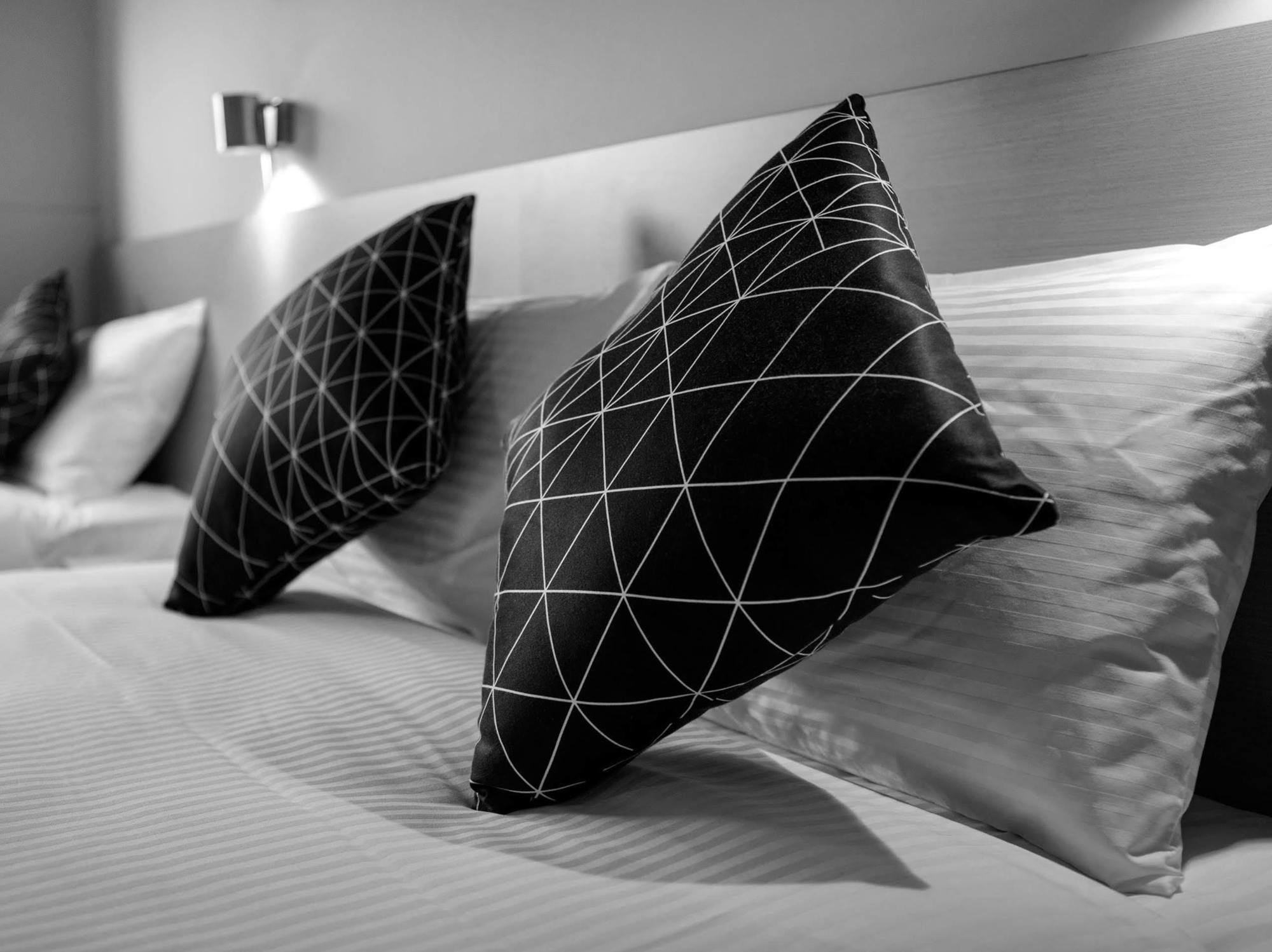 Nightcap At St Albans Hotel Bagian luar foto